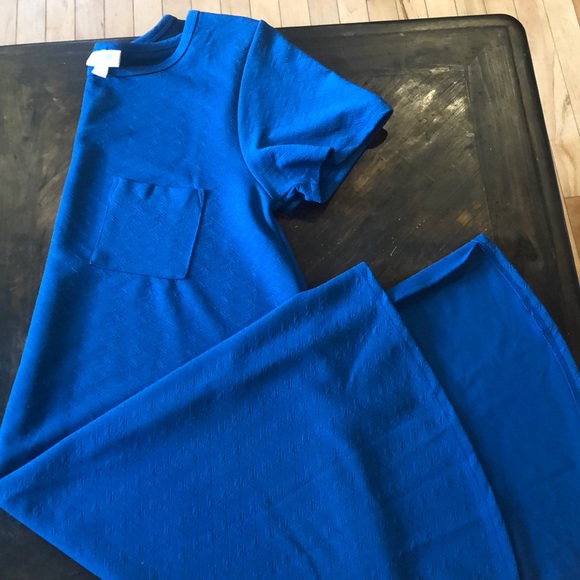 Large LuLaroe Carly - Picture 1 of 1